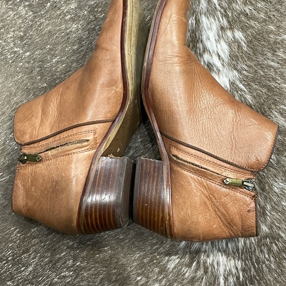 Sam Edelmam Boots - Picture 3 of 8